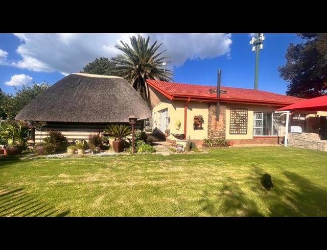 3 BEDROOM HOUSE FOR SALE IN MEYERVILLE